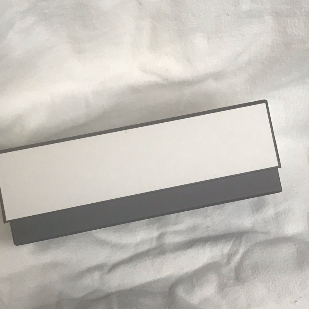 Chanel Box - Picture 9 of 10